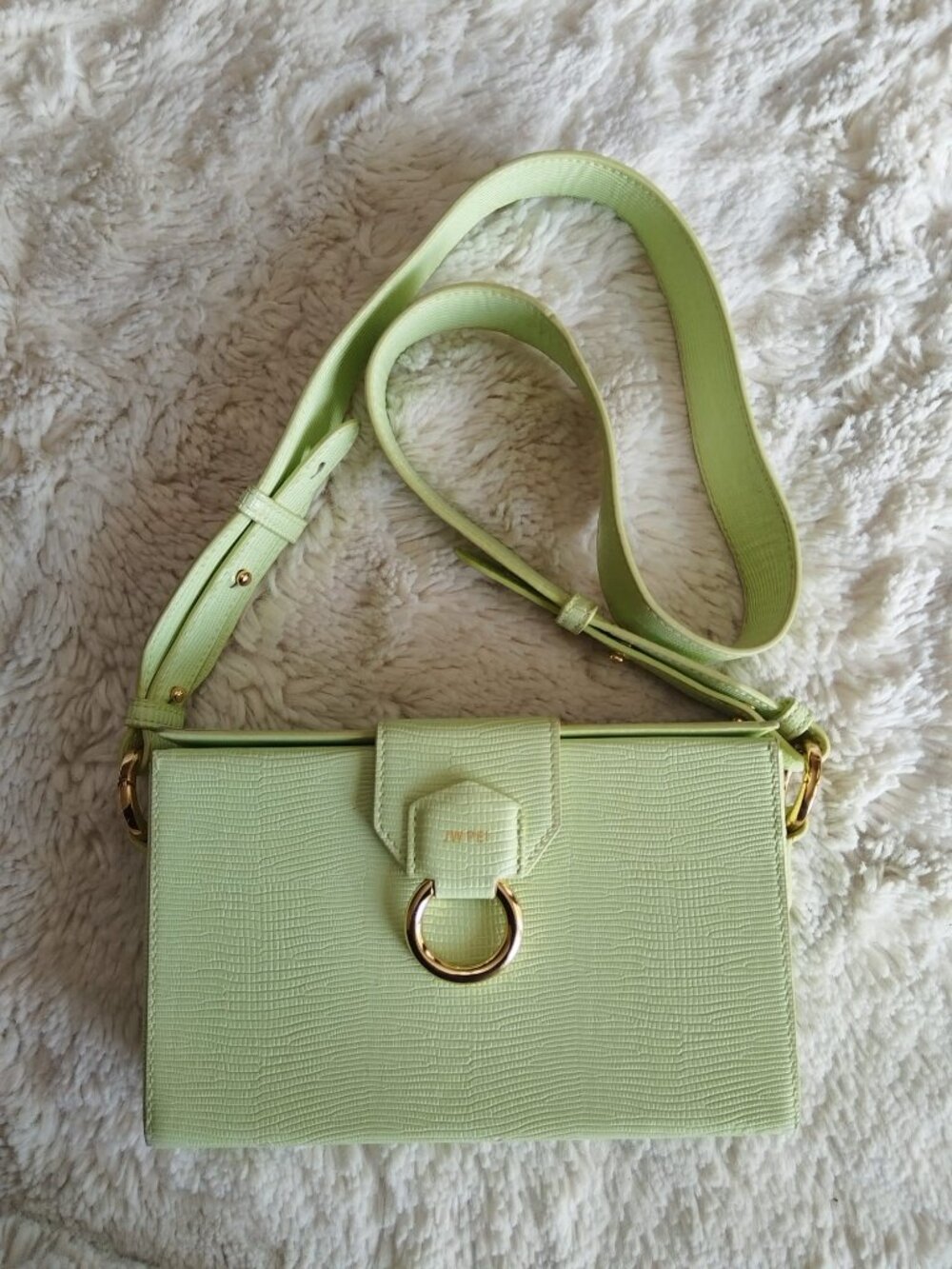 JW PEI Light Green Lizard-Embossed Vegan Leather Crossbody Shoulder Bag JTPJC-40